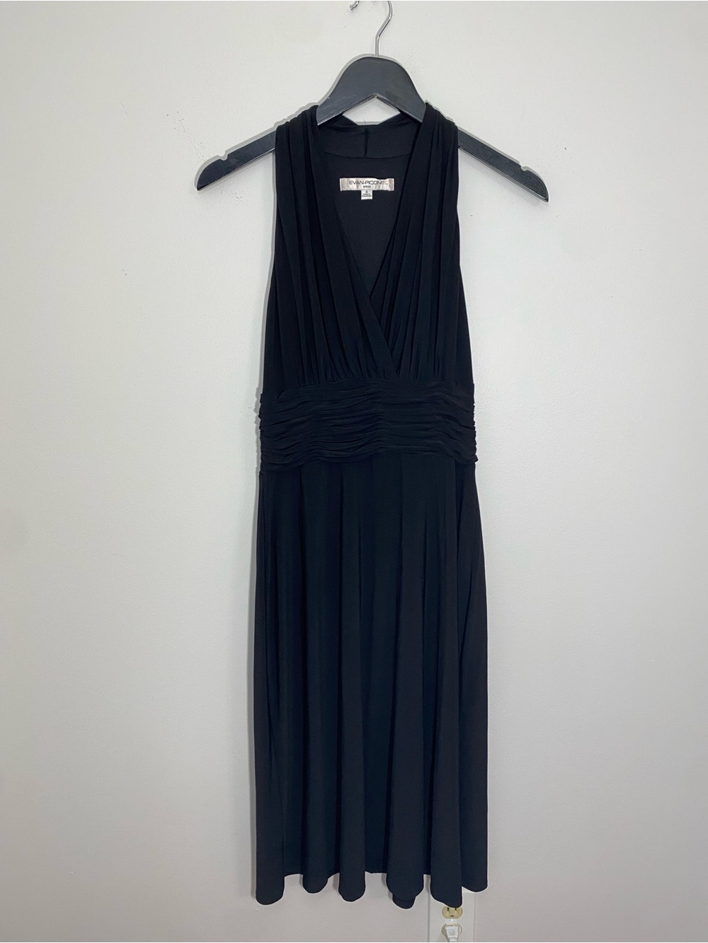 Evan Picone Black Sleeveless V-Neck Midi Dress size 6